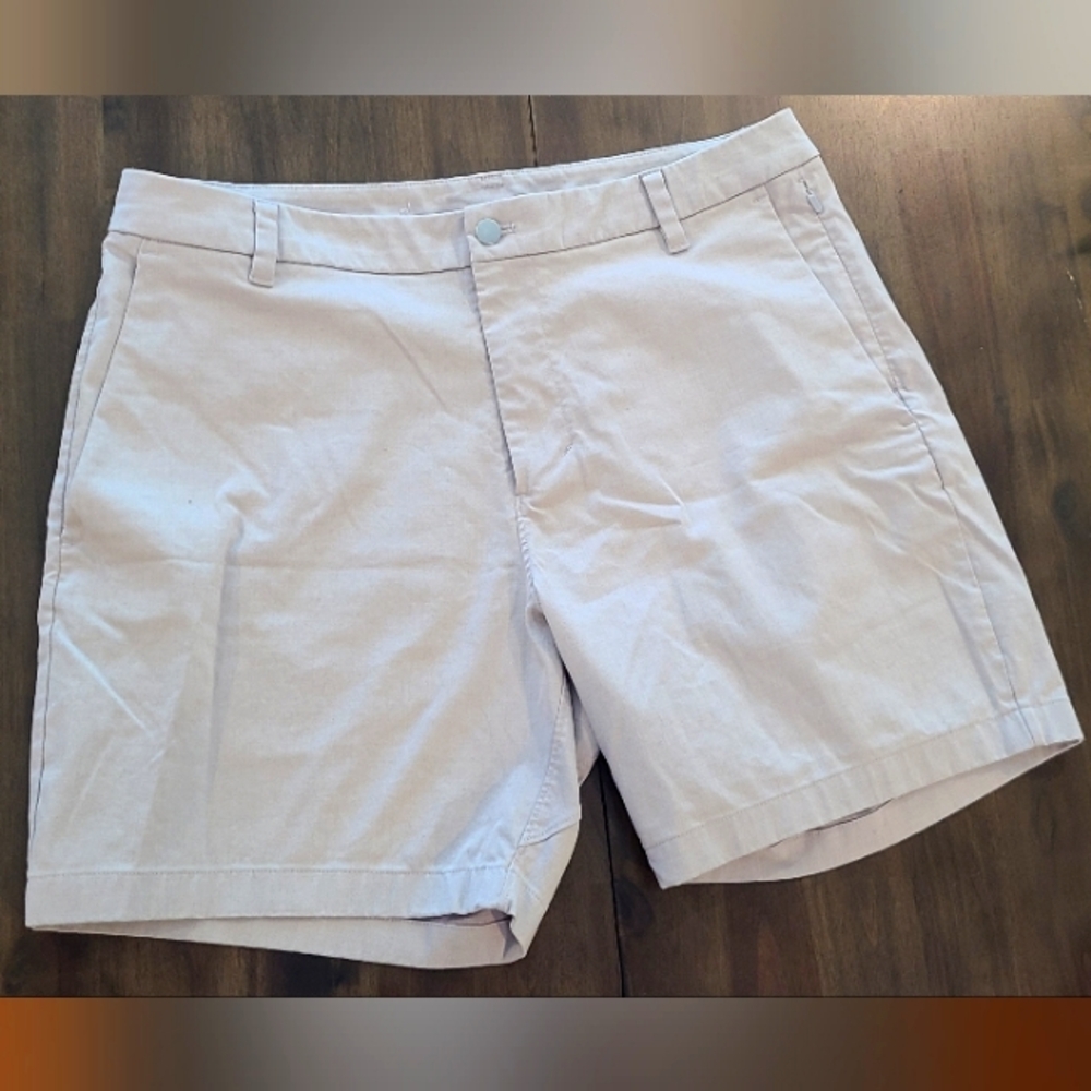 Lululemon ABC Shorts Classic (Size 36, 7" Inseam)